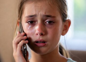 Когда дрожит детский голос