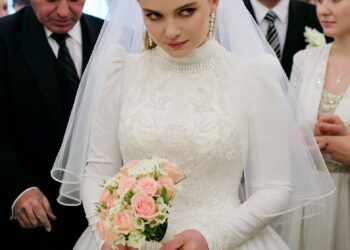 Конверт от отца, который остановил свадьбу