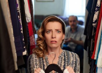 Он отдал маме мою дублёнку