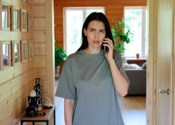 Золовка сначала привезла коробки, а потом решила жить у нас всё лето