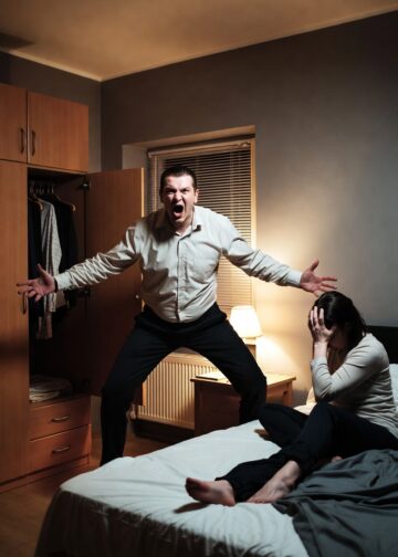 Свекровь нашла справку и устроила допрос