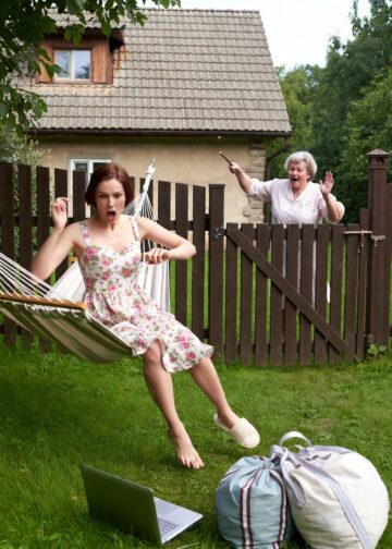 Свекровь решила, что дача теперь её — но я быстро поставила точку