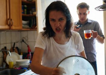 Продолжение истории: «Никаких гостей! Передай маме, пусть ищет другую дуру для готовки на её юбилей! Всё отменяется»