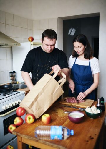 Муж хотел отдать сестре наши деньги на свадьбу, но получил жёсткий отказ