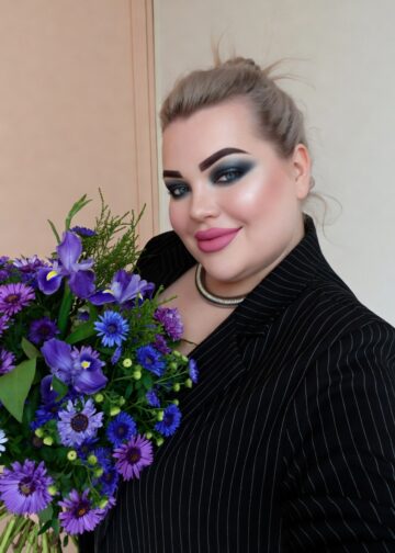 Здесь выходишь, дом и бизнес теперь мои