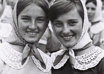 Лесные тайны Людмилы и Екатерины