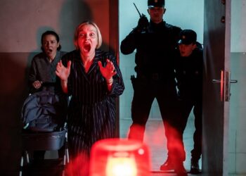 Муж решил отделить деньги, но быстро понял, на чём держалась его жизнь