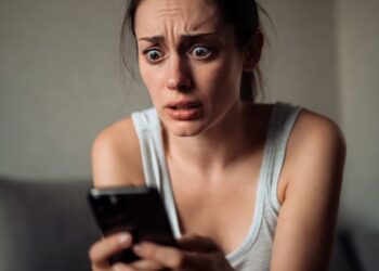 Я отказалась сидеть с внуком, а потом поняла, что потеряла дочь