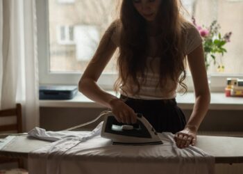 Свекровь выгнала меня из дома, не зная всей правды