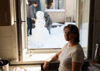 Мальчик из детдома встретил в парке старика, и после этого его жизнь начала меняться