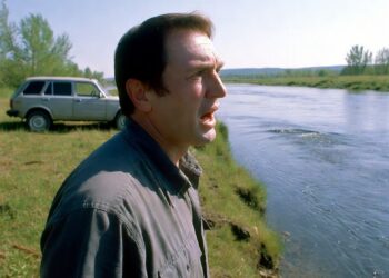 Муж перевёл мою премию своей матери, а я в тот же день перестала оплачивать его жизнь