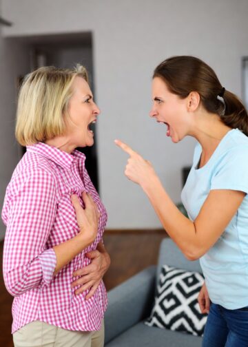 Cвекровь решила, что мой дом принадлежит ей