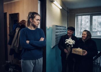 Я выгнала беременную падчерицу, а потом узнала страшную правду о её матери