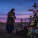 Она раскопала могилу своего ребёнка