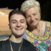 17-летний парень женился на 76-летней женщине