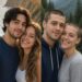 17-летний Артём сбрил волосы ради девушки с раком