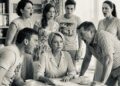 Родня мужа собралась, чтобы решить, как нам жить. Я не спорила — просто показала один документ