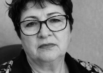 Я вручила своему внуку три тысячи рублей после того