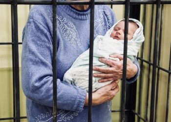 В 79 лет я родила дочь, и дети тут же потащили меня в суд