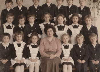 23 ученика и учительница пропали без следа в 1989 году